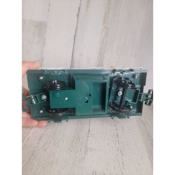 Eztec G scale elf ice skating santa express train cart - Picture 7 of 7